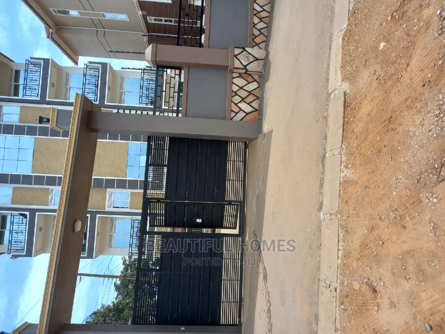 Furnished 2bdrm Block of Flats in Kyaliwajjara, Central Division