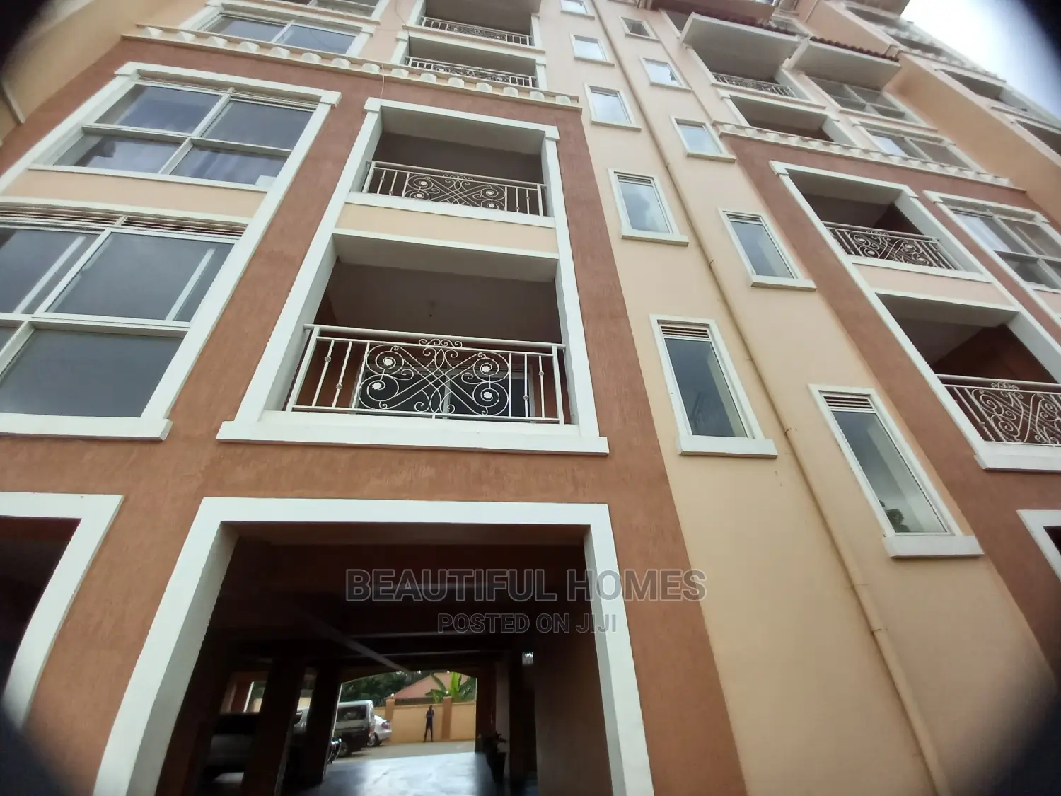Furnished 2bdrm Condo in Bukoto, Central Division for Sale