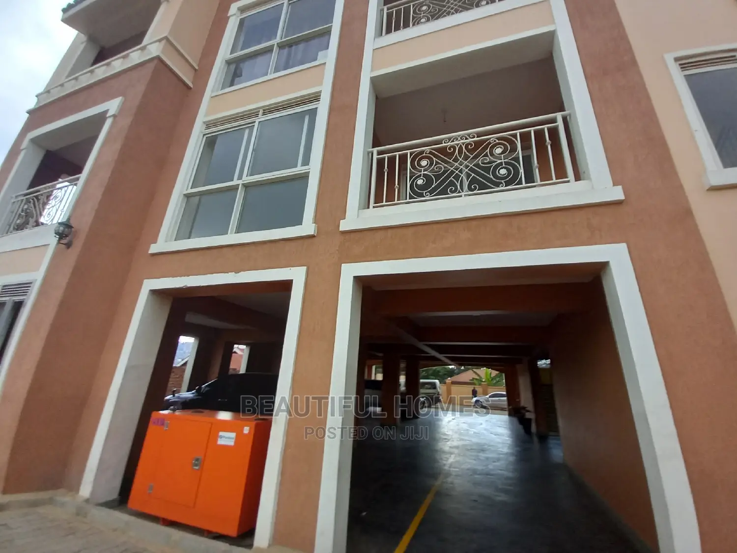 Furnished 2bdrm Condo in Bukoto, Central Division for sale