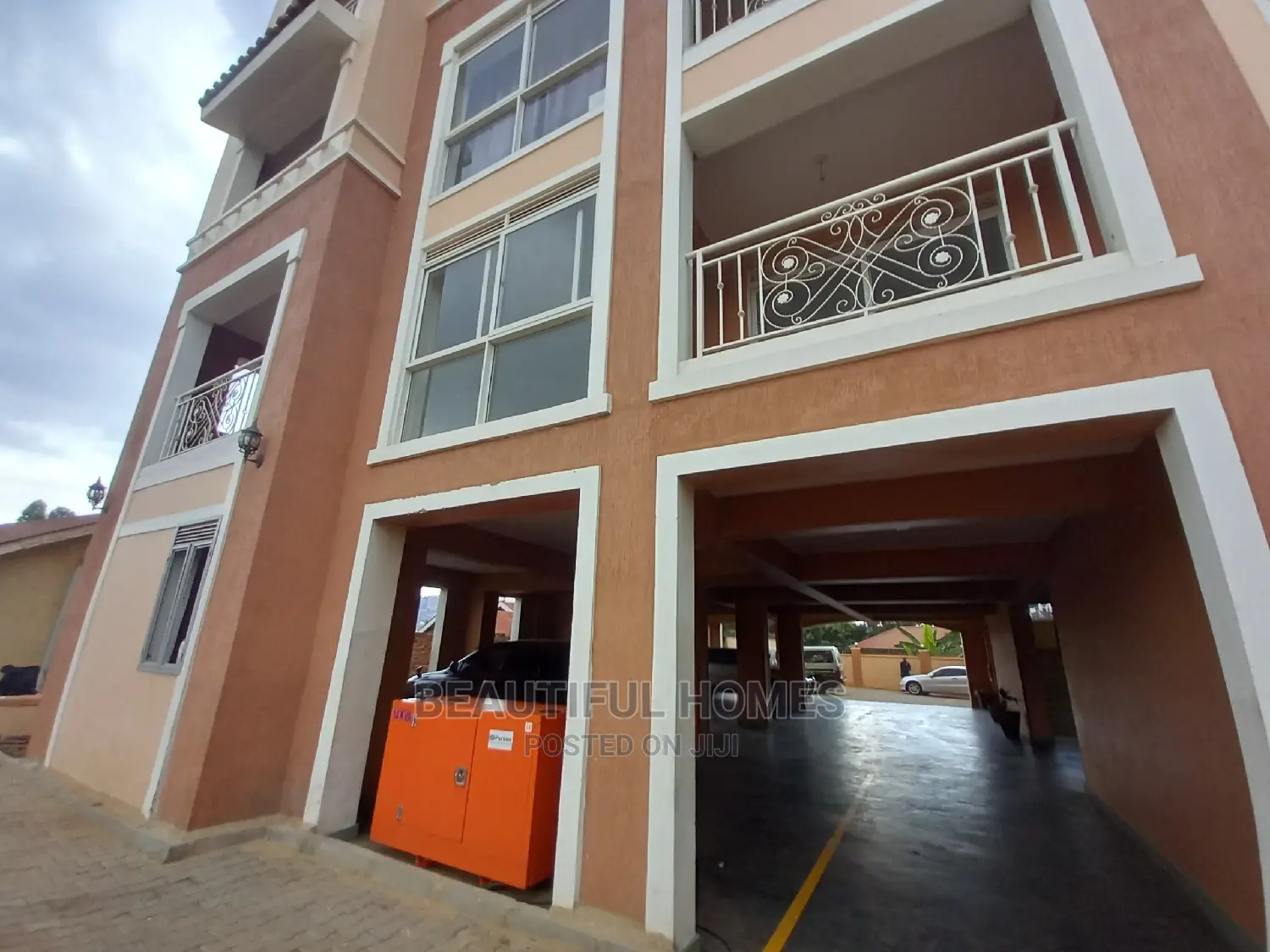 Furnished 2bdrm Condo in Bukoto, Central Division for sale