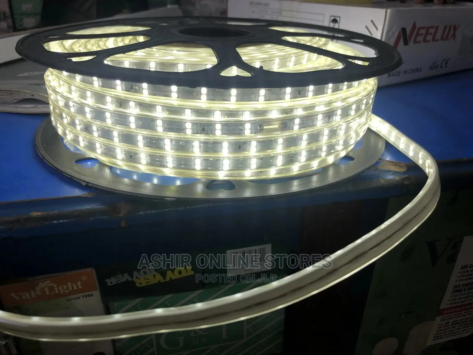 White Strip Light for 50meters