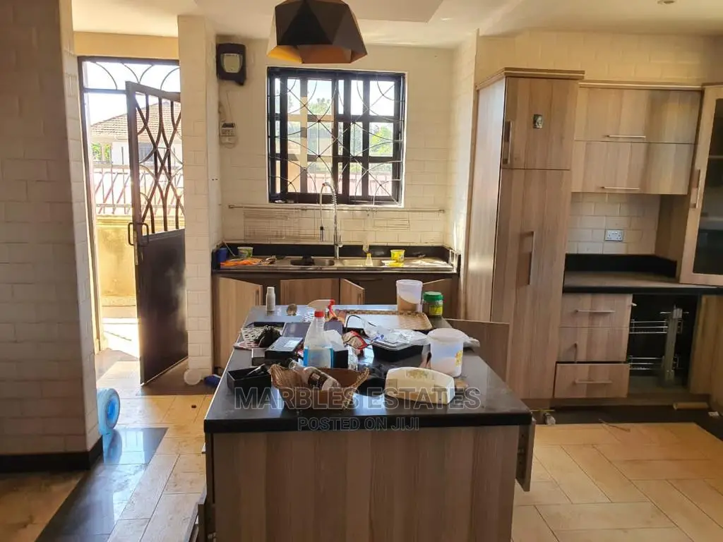 4bdrm House in Ntinda, Central Division for Sale
