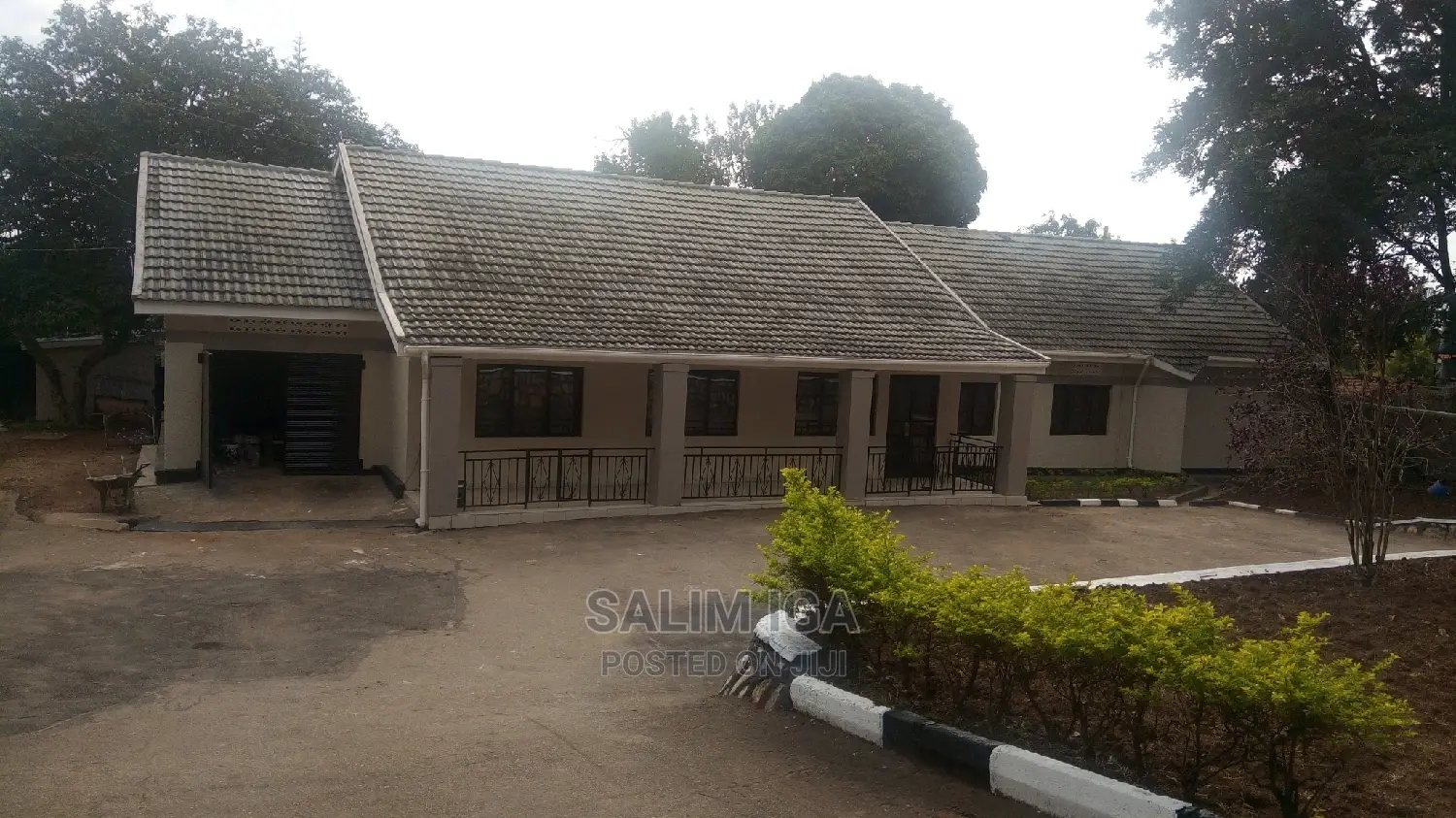 4bdrm Bungalow in Kololo Property, Central Division for Rent
