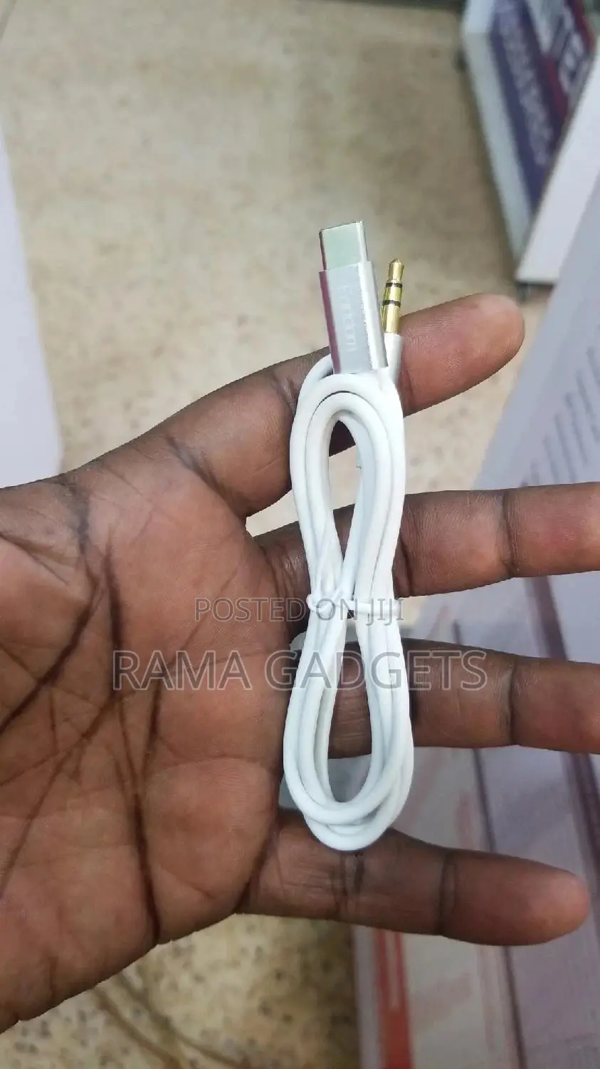 Earldom Pin to Type C Aux