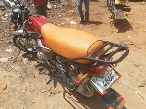 TVS HLX 125 2020 Red