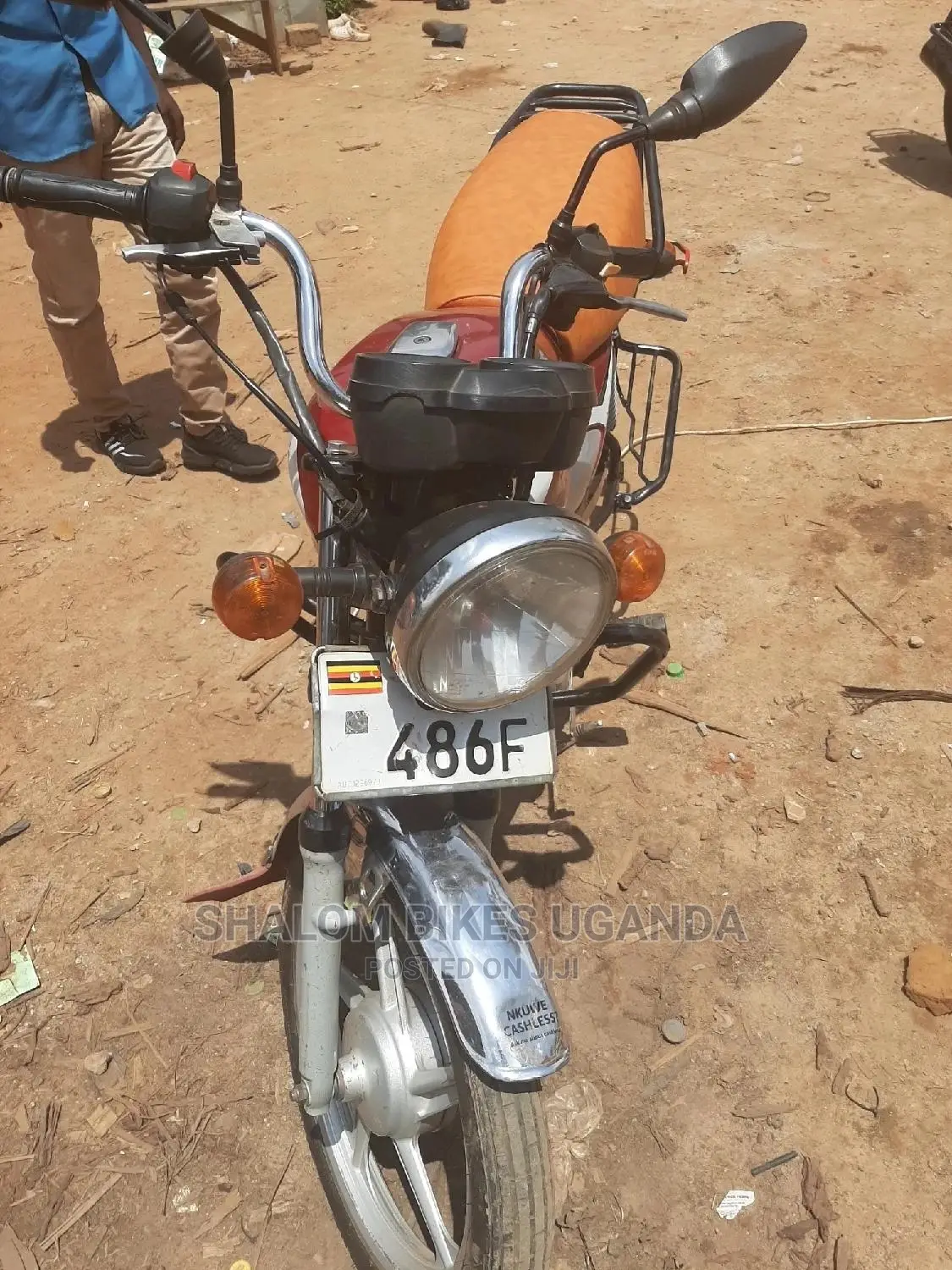 TVS HLX 125 2020 Red