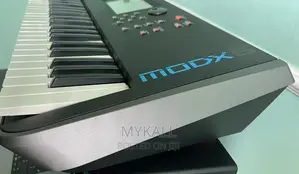 Yamaha MODX 6, 61 Key Synthesiser.