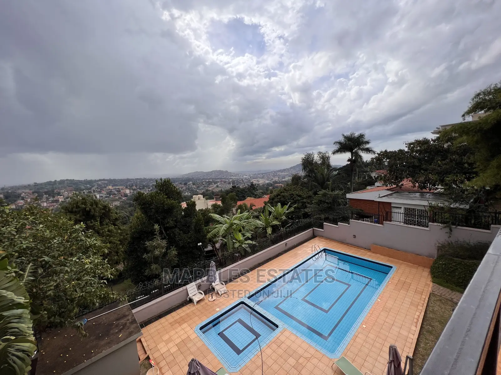 Furnished 3bdrm Apartment in Naguru, Central Division for Rent
