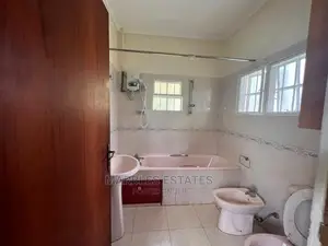 4bdrm Bungalow in Kololo, Central Division for Rent