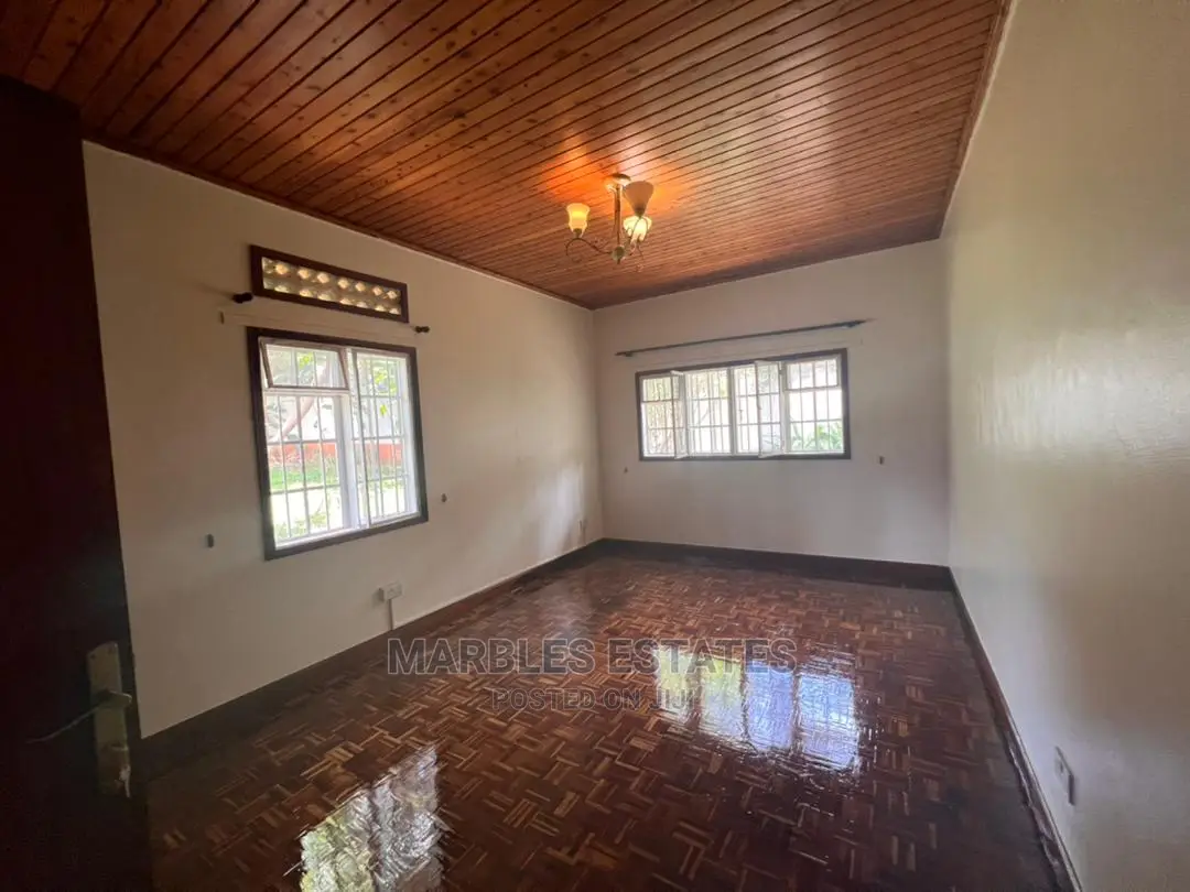 4bdrm Bungalow in Kololo, Central Division for Rent