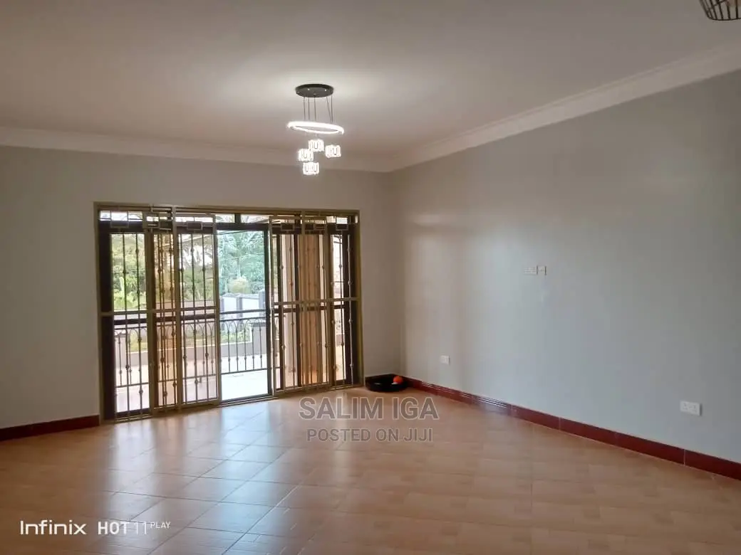 3bdrm Bungalow in Kololo Property, Central Division for Rent