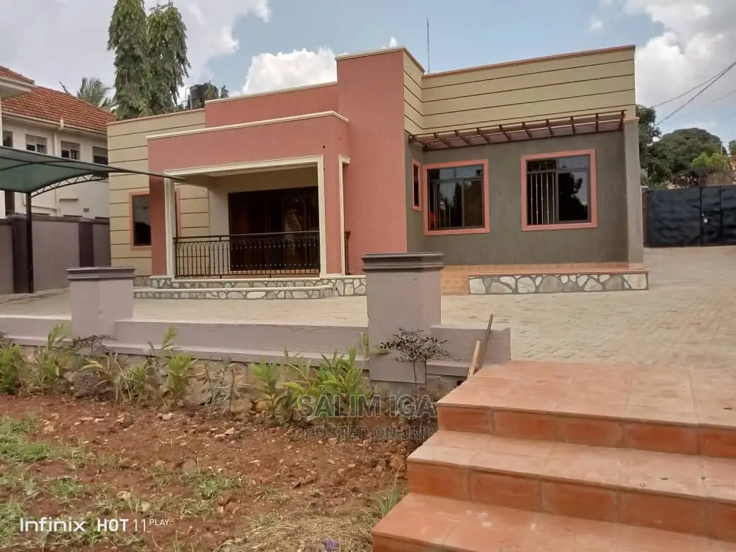 3bdrm Bungalow in Kololo Property, Central Division for Rent