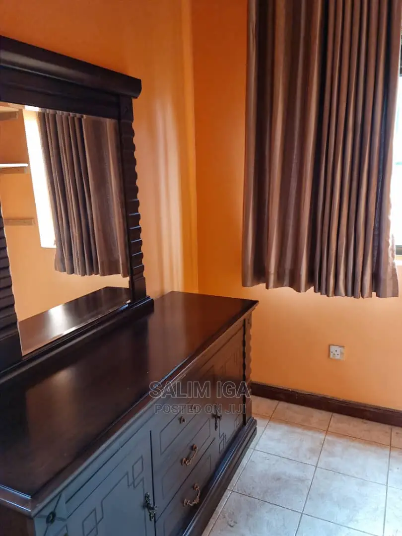 4bdrm Bungalow in Kololo Property, Central Division for rent