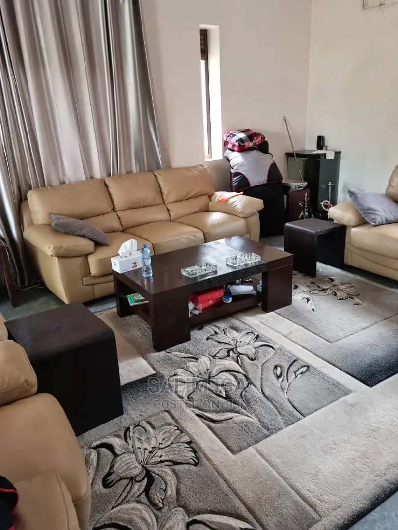4bdrm Bungalow in Kololo Property, Central Division for rent