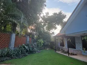 4bdrm Bungalow in Kololo Property, Central Division for Rent