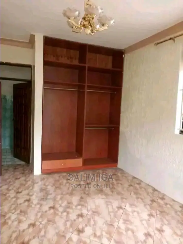 4bdrm Bungalow in Kololo Property, Central Division for Rent
