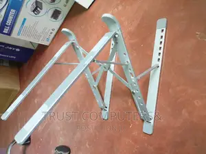N8 Laptop Stand