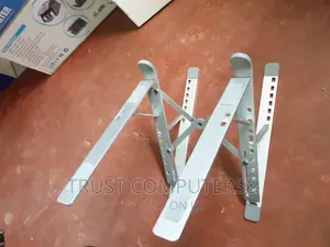 N8 Laptop Stand