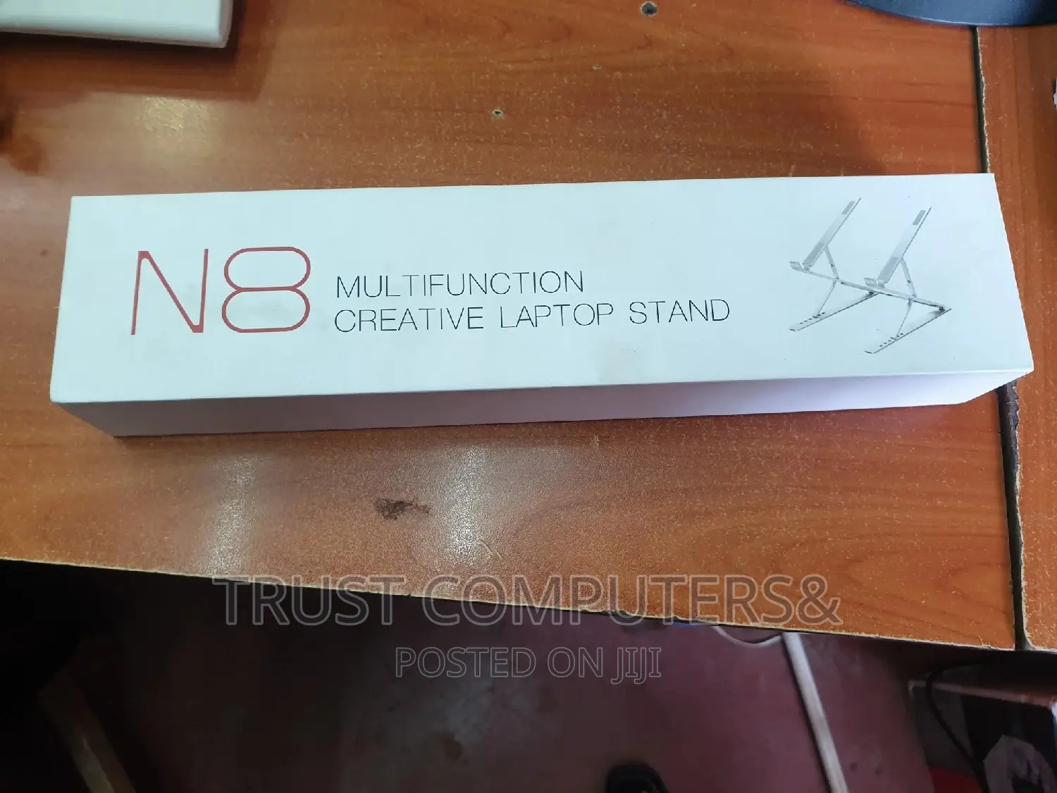 N8 Laptop Stand