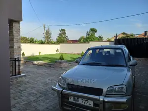 Furnished 4bdrm House in Kira, Central Division for Sale