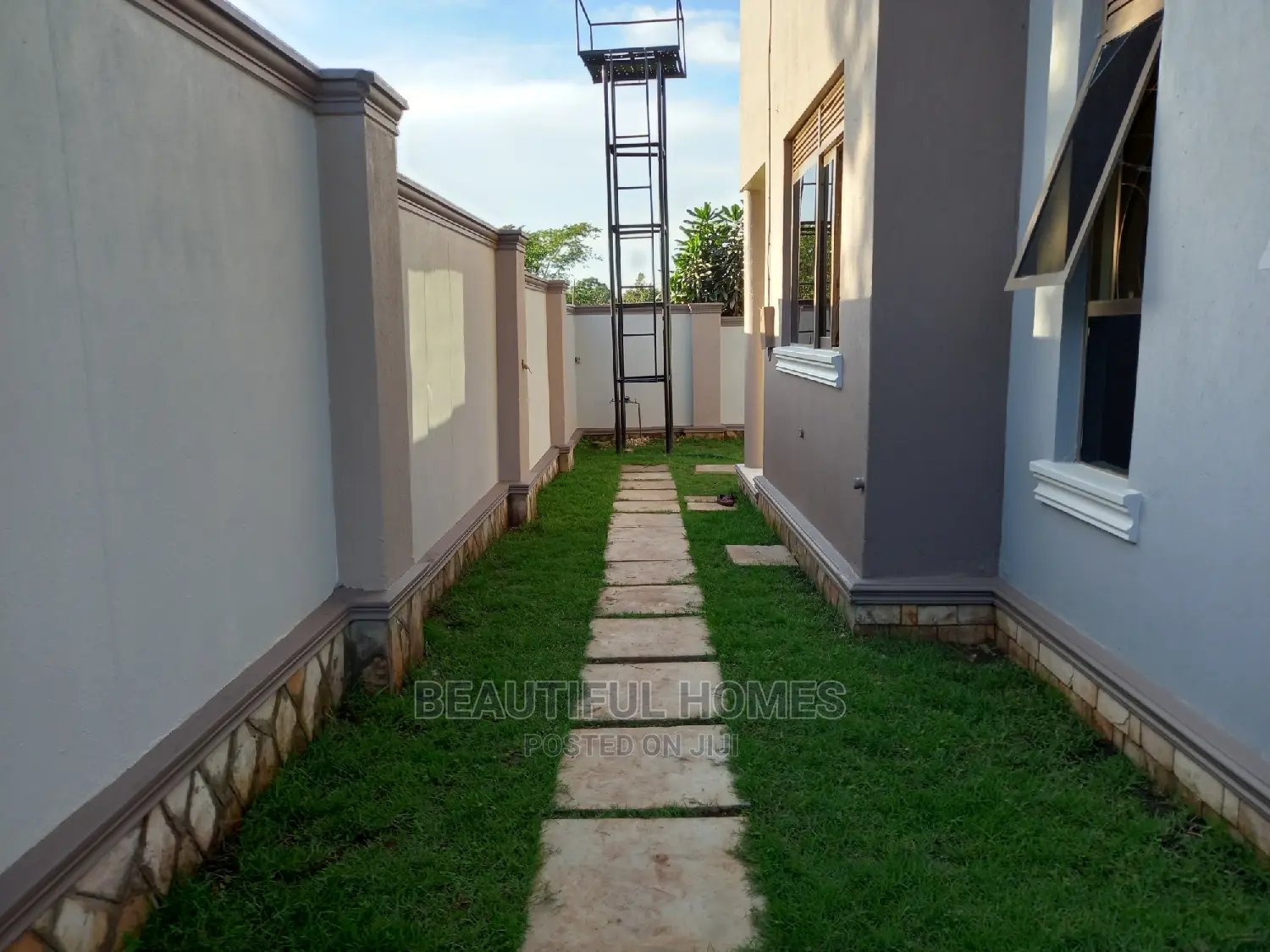 Furnished 4bdrm House in Kira, Central Division for Sale