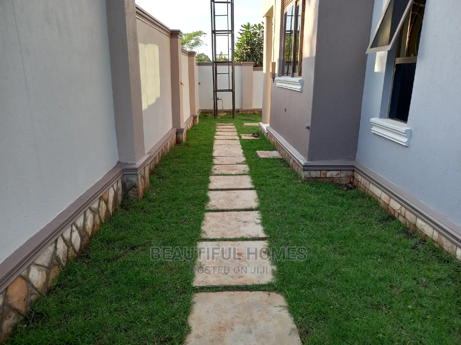 Furnished 4bdrm House in Kira, Central Division for Sale