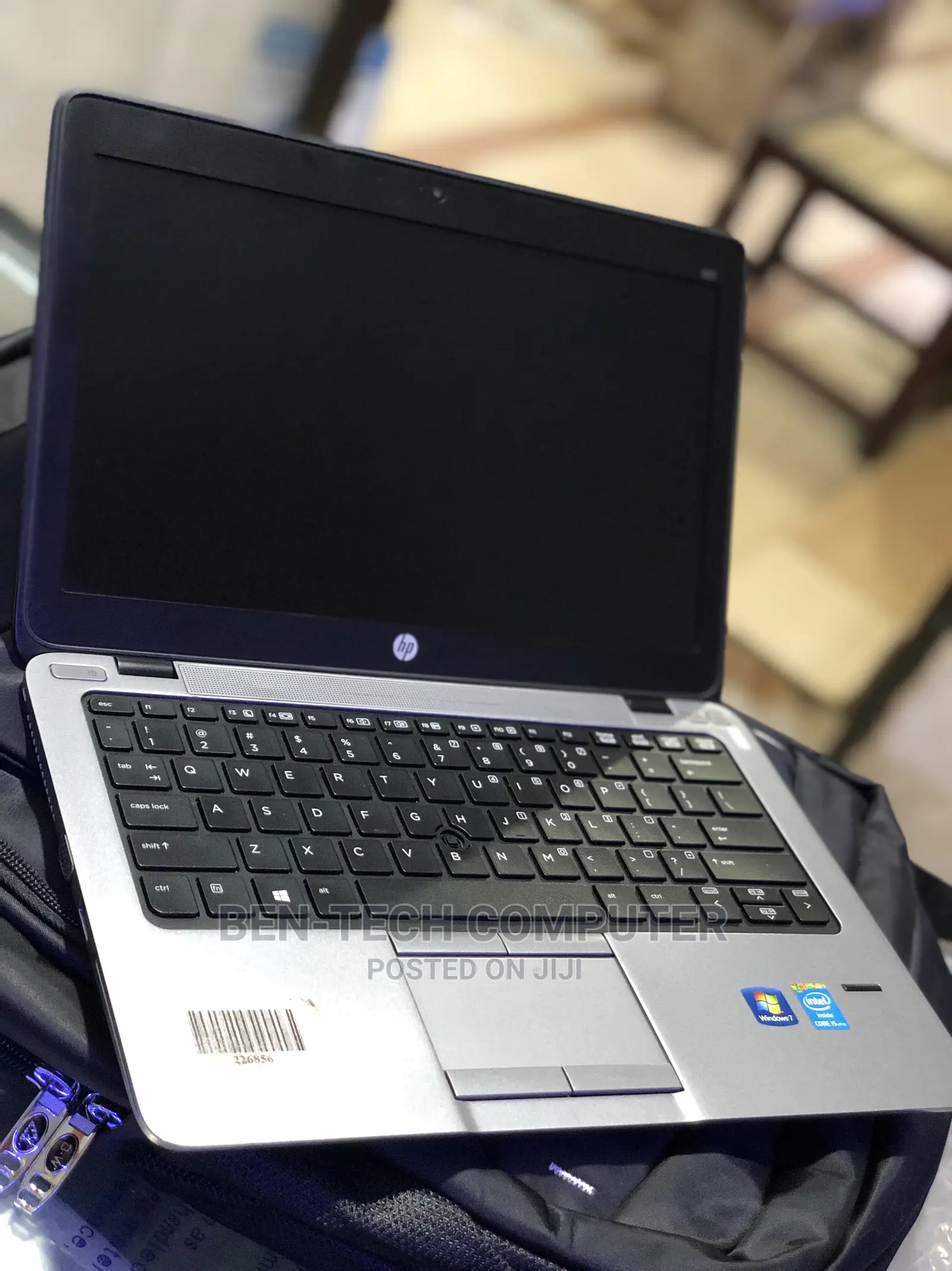 Laptop HP EliteBook 820 4GB Intel Core I5 HDD 500GB