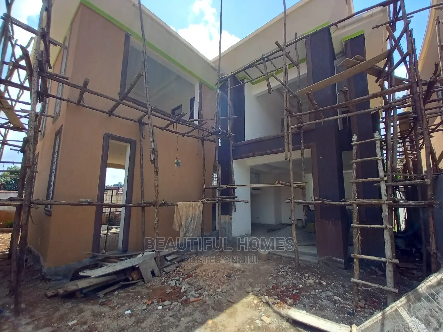 Furnished 5bdrm Mansion in Kisaasi, Central Division for Sale