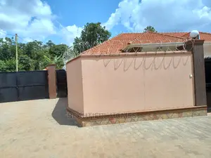 Furnished 5bdrm House in Kisaasi Tarmack, Central Division for Sale