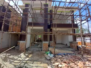 Furnished 5bdrm House in Kisaasi Tarmack, Central Division for Sale