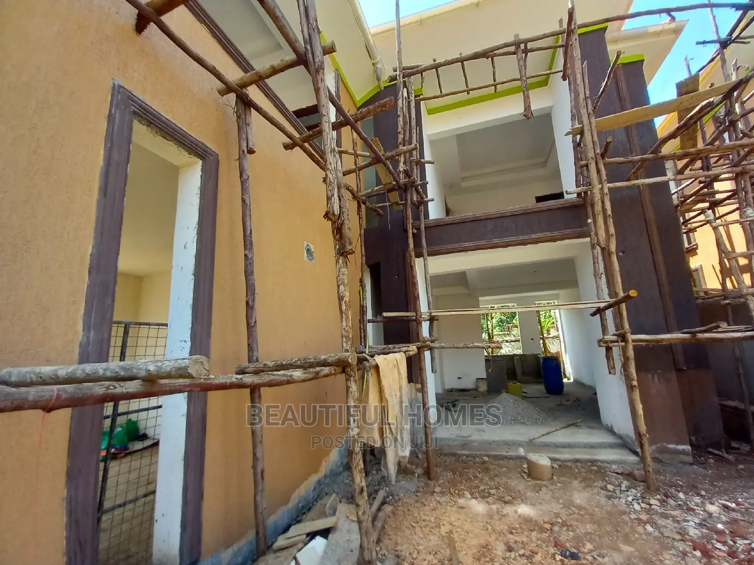 Furnished 5bdrm Duplex in Kisaasi, Central Division for Sale