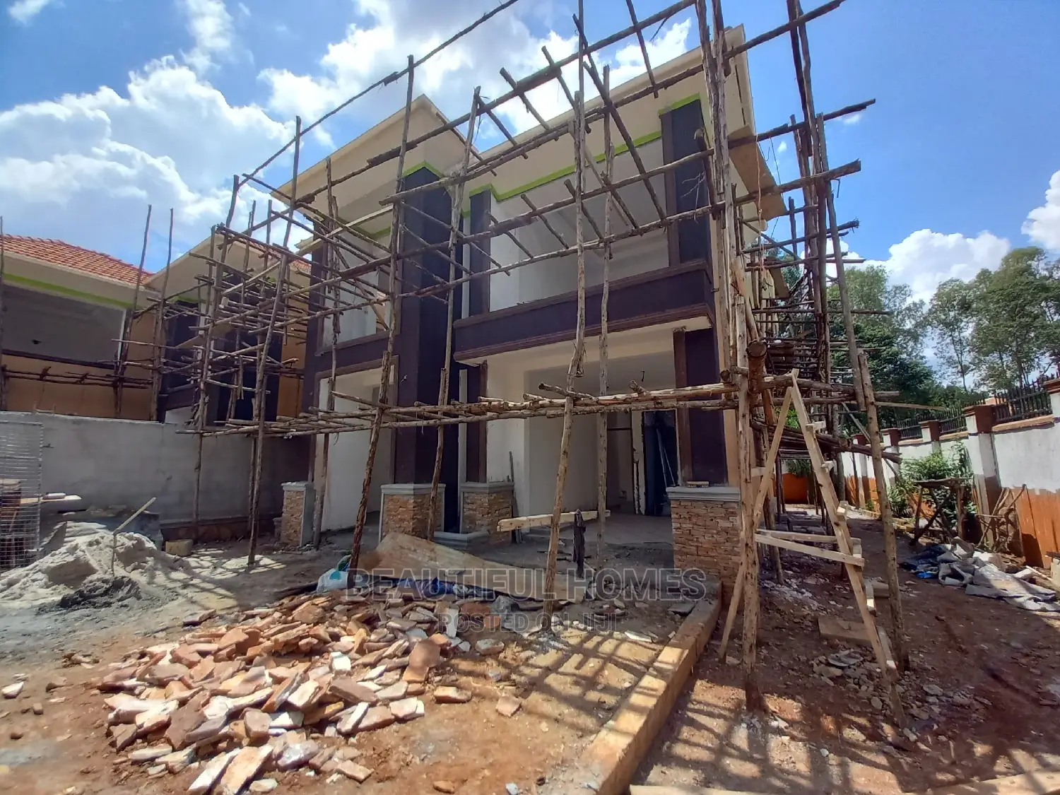 Furnished 4bdrm House in Kisaasi Rich, Central Division for Sale