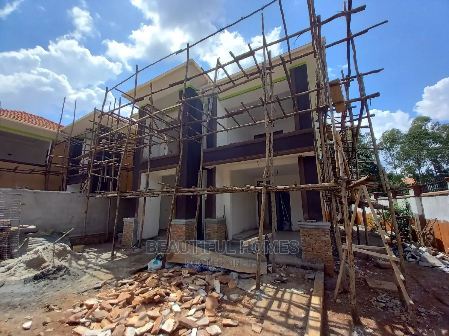 Furnished 4bdrm House in Kisaasi Rich, Central Division for Sale