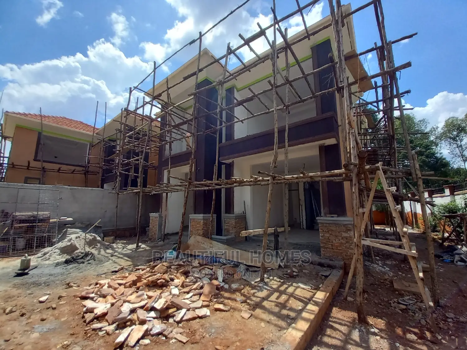 Furnished 4bdrm House in Kisaasi Rich, Central Division for Sale