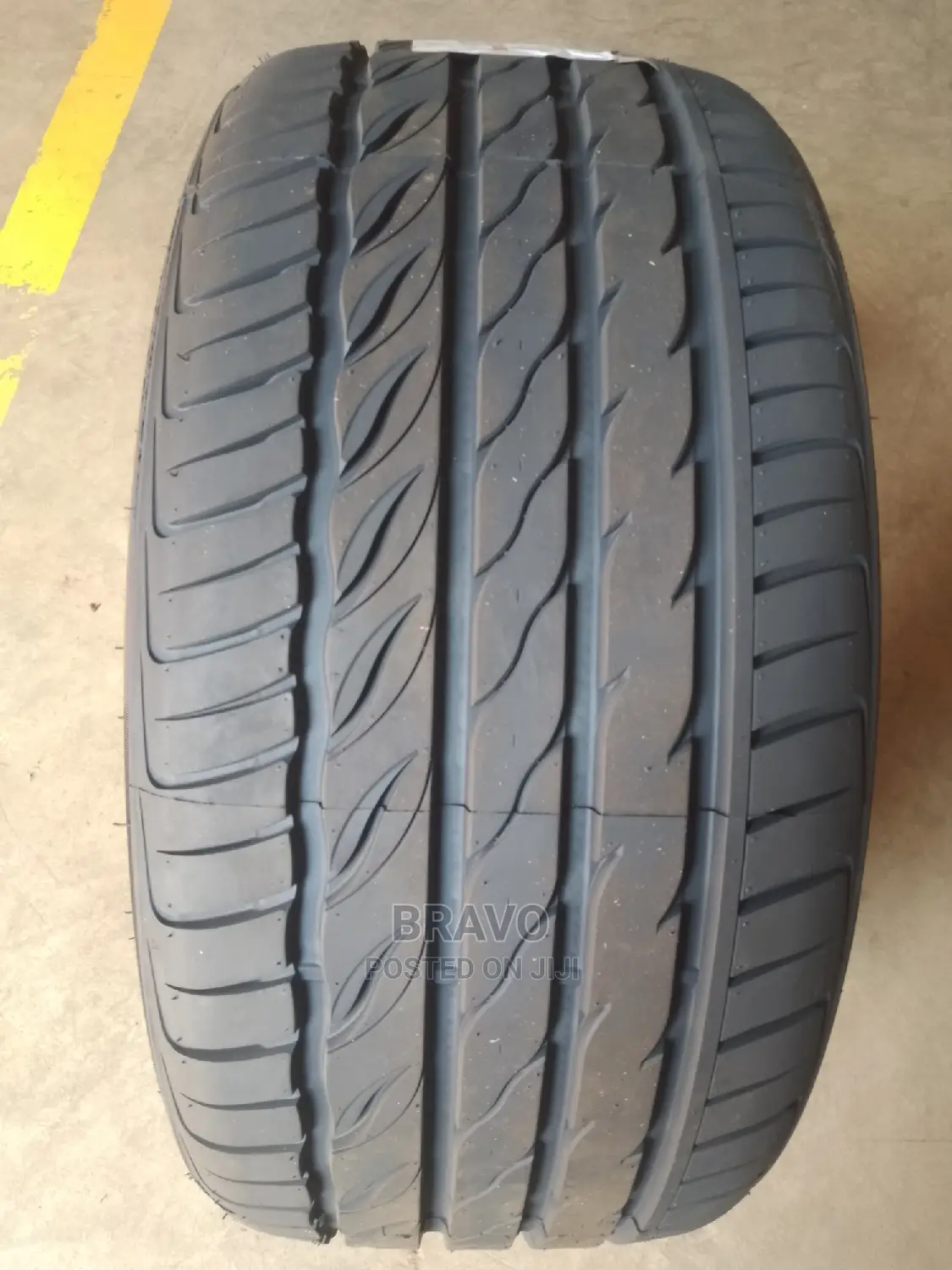 255/40r19 Tyre