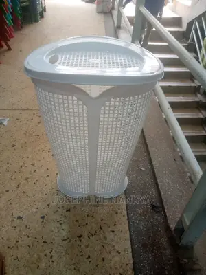 Plastic Waste Paper Basket With Cover
