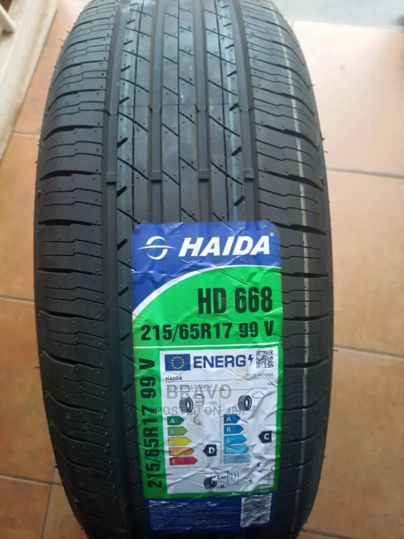 Tyre 215/65r17 Haida