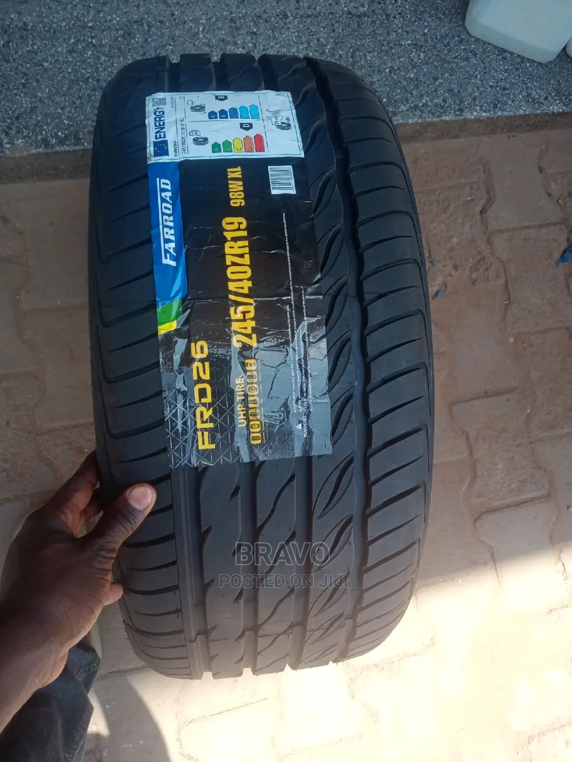 Tyre 245/40r19 Farroad