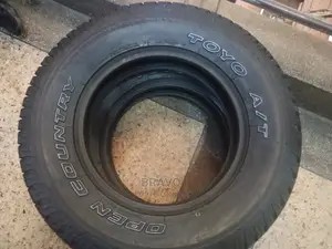 225/70r16 TOYO Japan Brand New