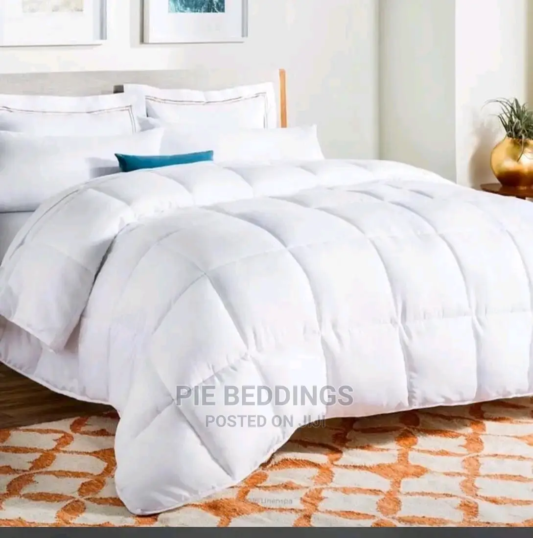 Plain White Duvets/Quilt