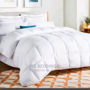 Plain White Duvets/Quilt