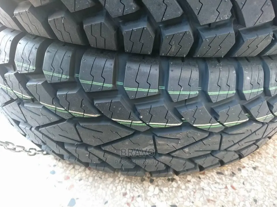 31*10.50R15 Ovation Tyre