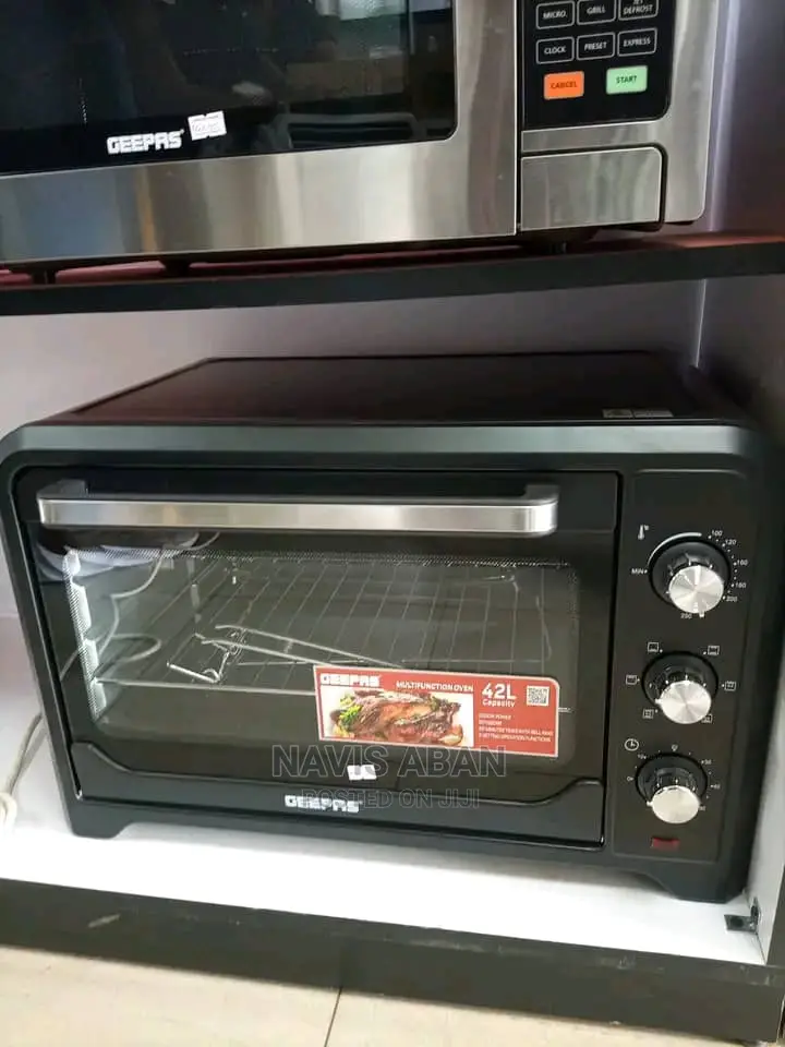Geepas Oven