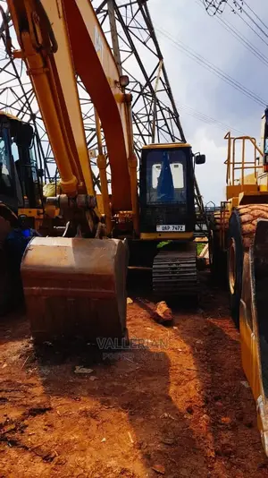 Tractors and Other Heavy Machinery for Sell and Hire