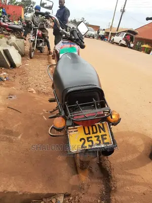 Bajaj Boxer 2017 Red