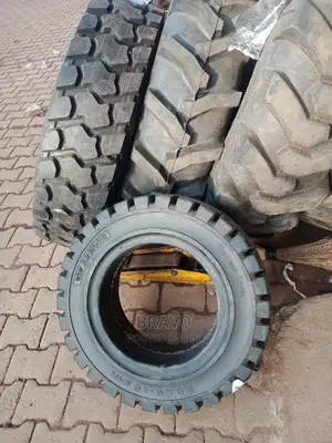 28*9-15 Tyres for Forklift, Tractor Etc