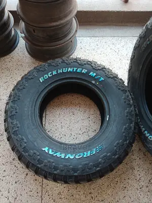 265/75r16 Mt Rochhunter