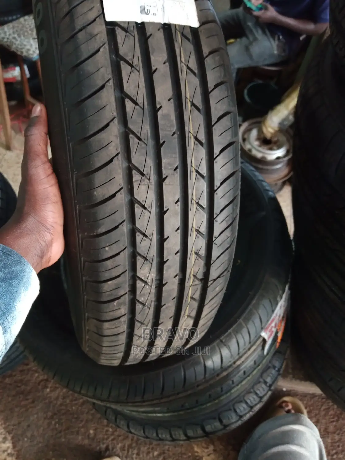 195/70r14 A2000