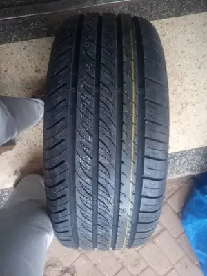 225/50r17 Hilo