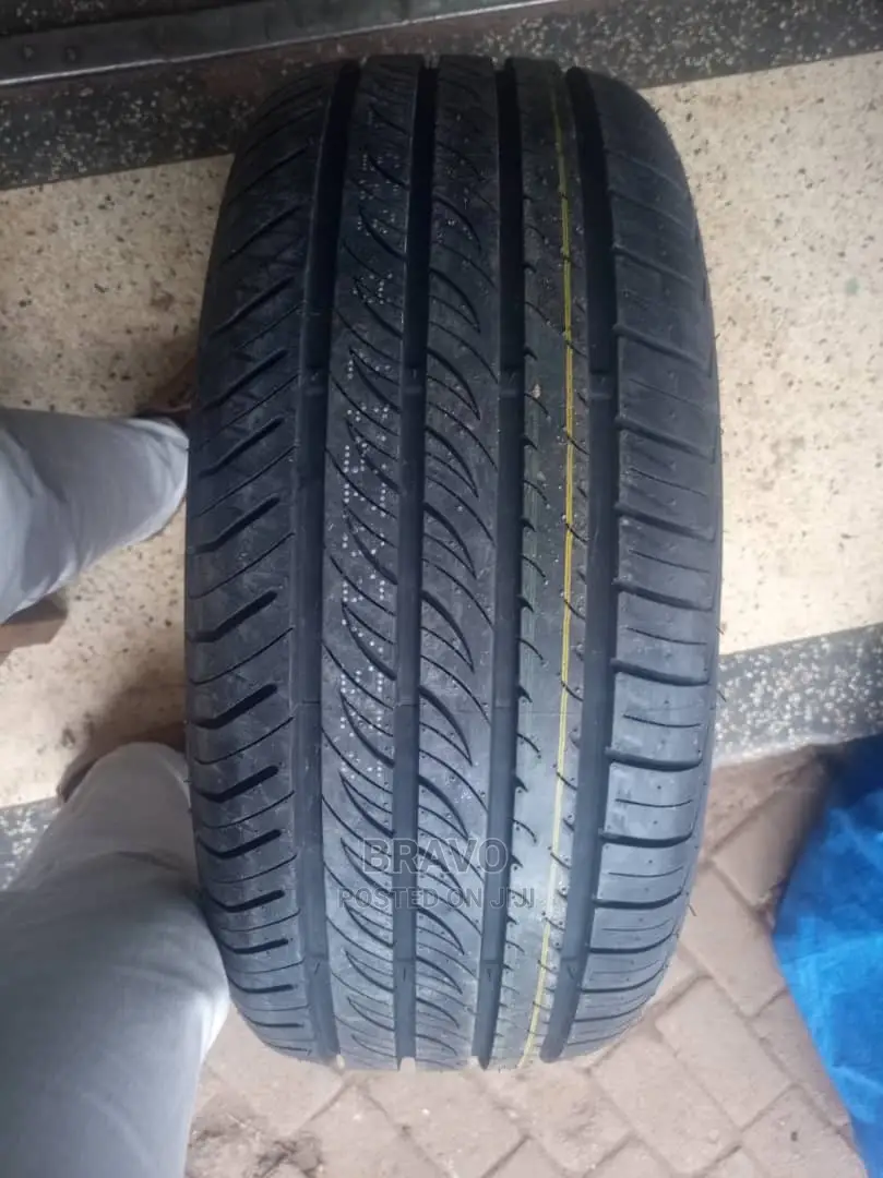 225/50r17 Hilo